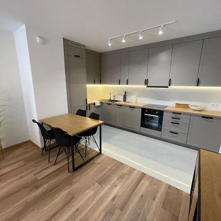 Newport Industrial Apartment Varšava Exteriér fotografie
