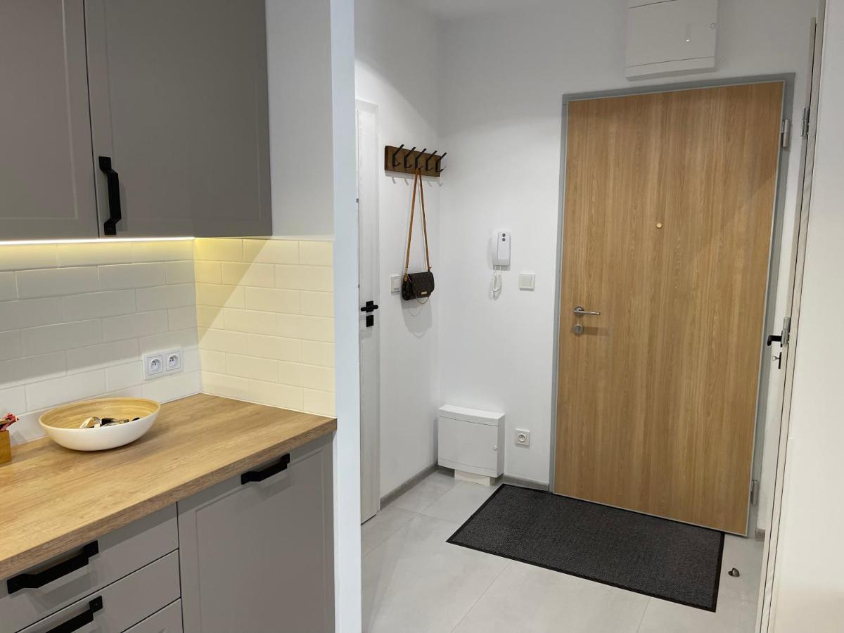 Newport Industrial Apartment Varšava Exteriér fotografie